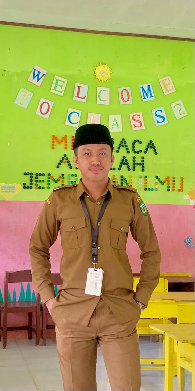 Muhammad Ade, S.Pd